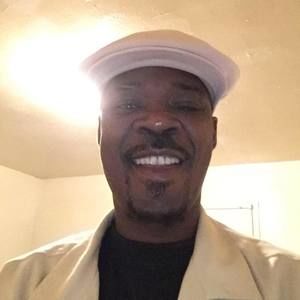 Meet your Posher, Lorenzo